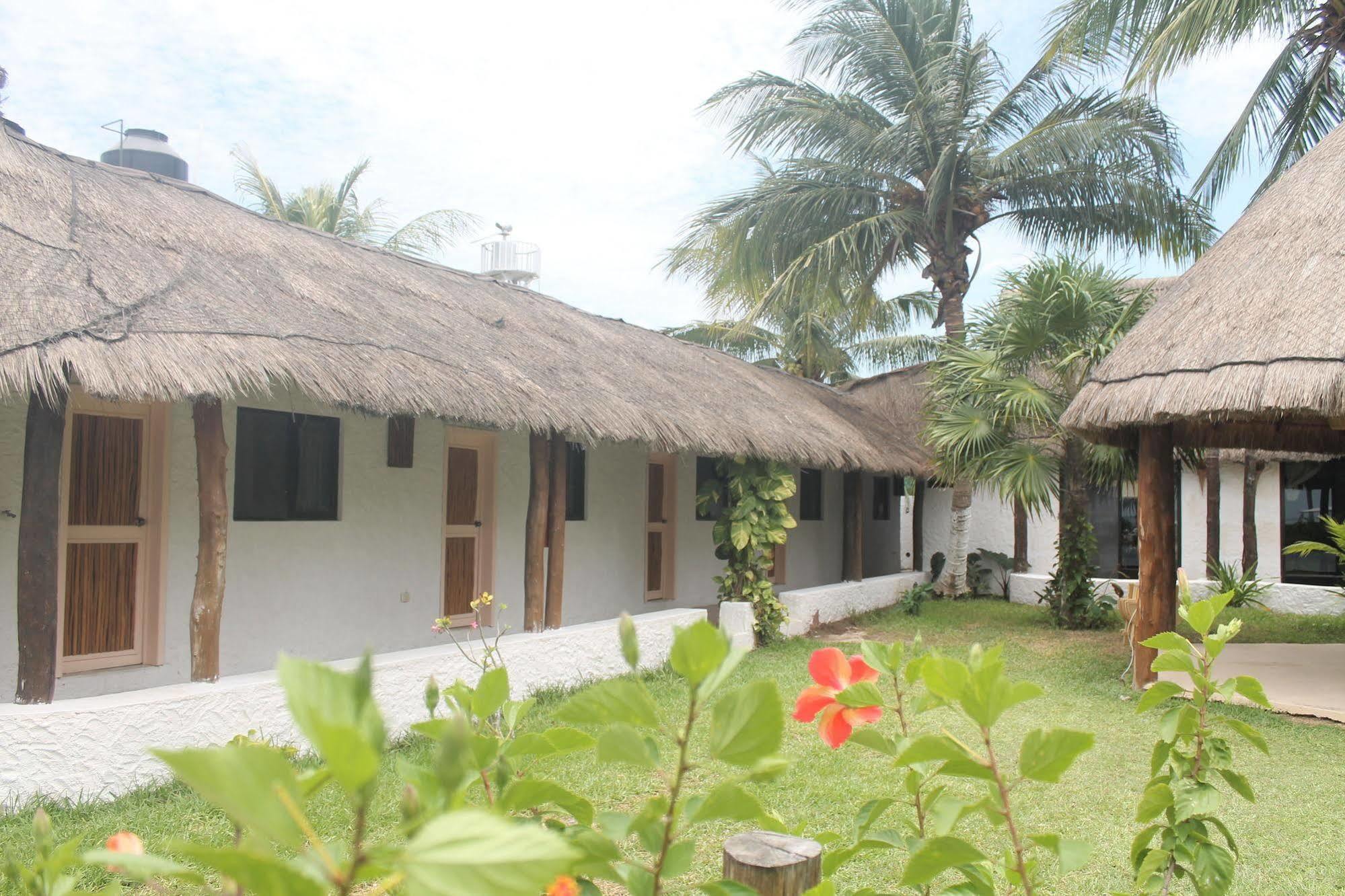 Maya Hotel Residence Holbox Extérieur photo